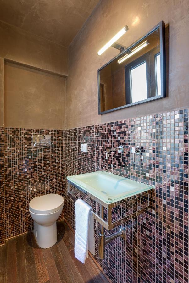 Palazzo Duomo Suites In Udine Center ภายนอก รูปภาพ